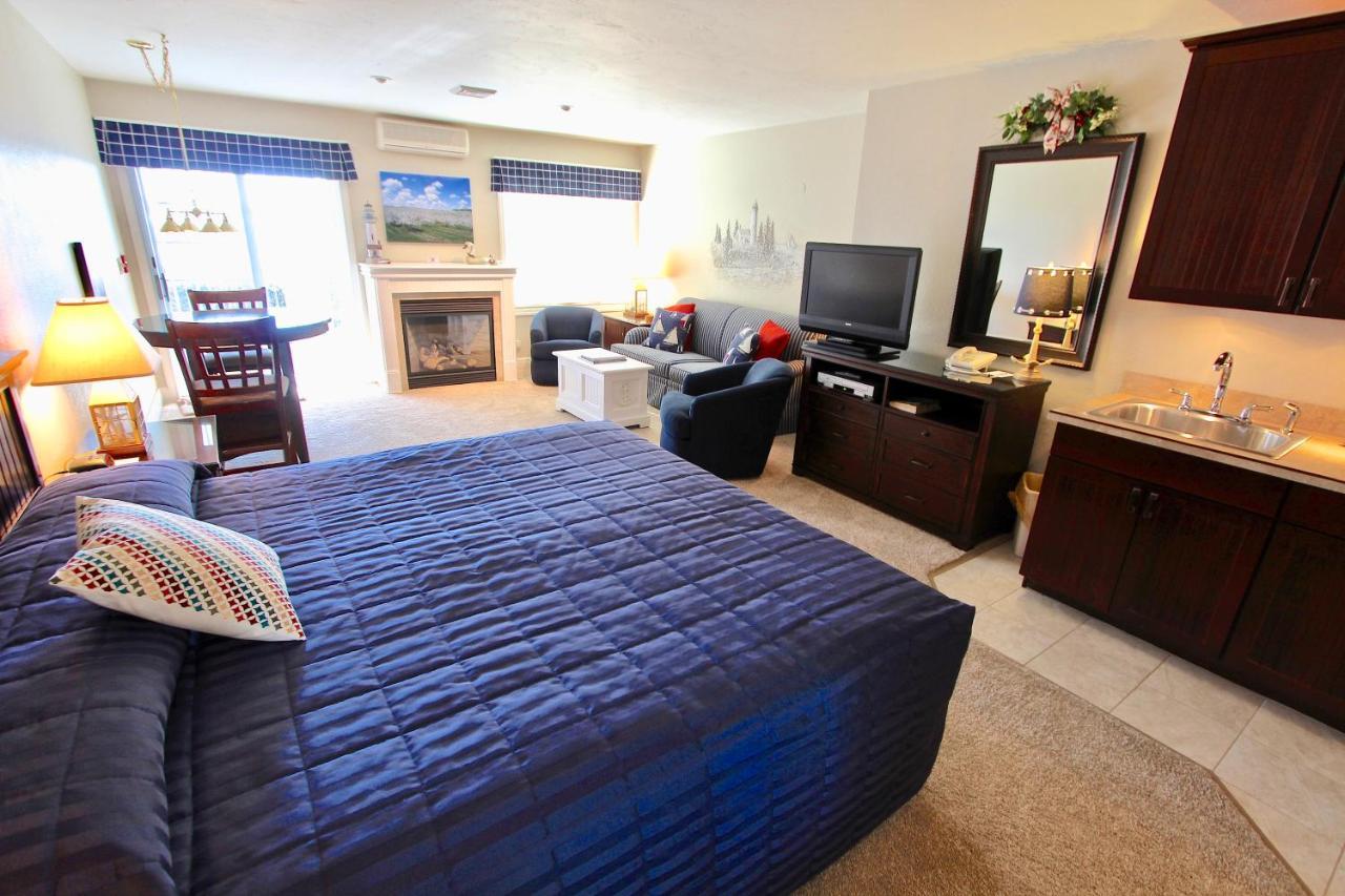 Baileys Harbor Yacht Club Resort 外观 照片