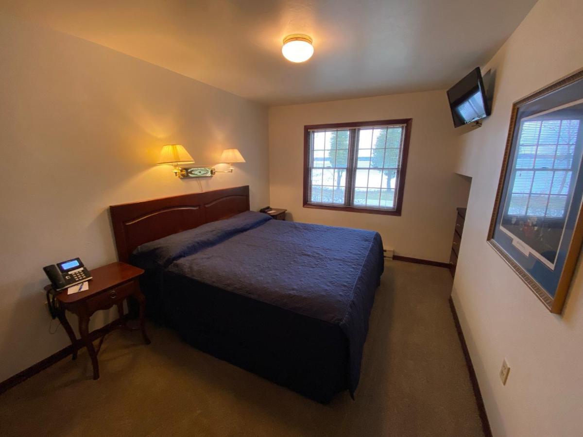 Baileys Harbor Yacht Club Resort 外观 照片